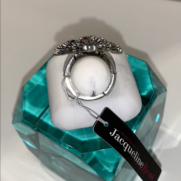 NWT Holiday Tree Adjustable Ring - Picture 4 of 5